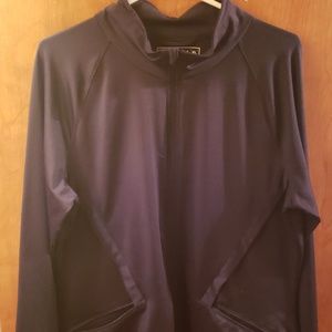 Lightweight sweatshirt